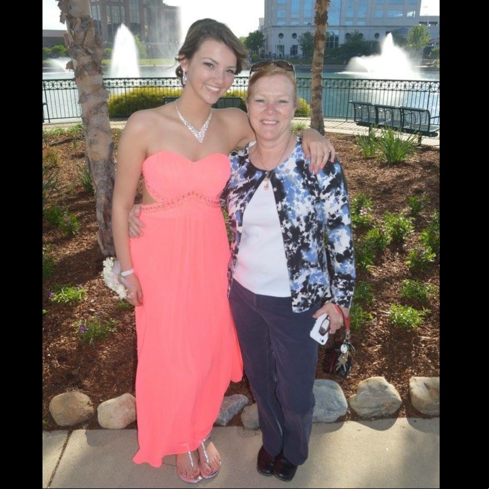 Morgan & Co Coral Prom Dress